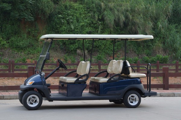 6座电动高尔夫球车